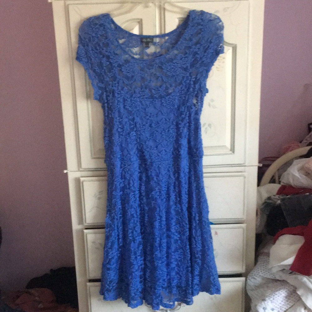 Blue lace juniors dress